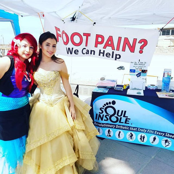 Belle and Arial have happy feet at the #ib #derbydaze event. Come say hi in support of the local firefighters
