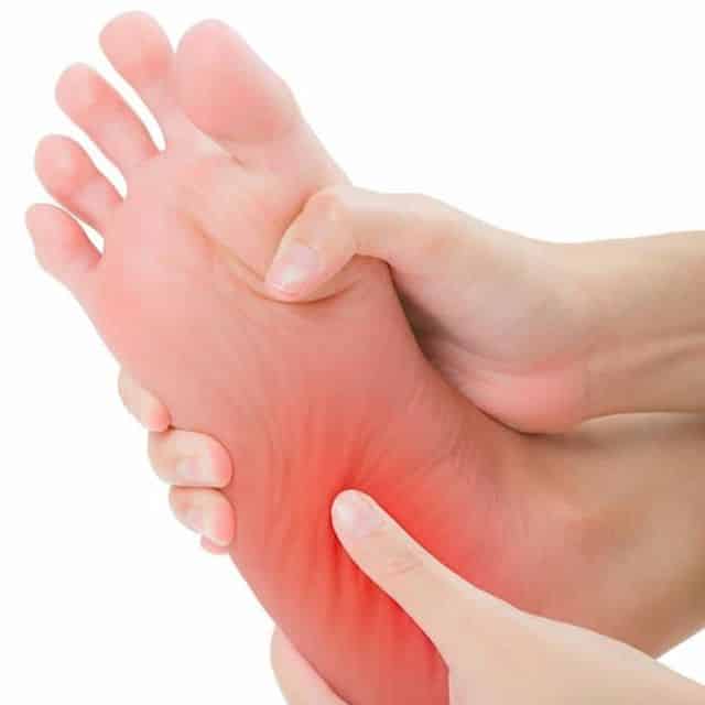 How To Massage The Feet For Plantar Fasciitis: http://www.healthline.com/health/plantar-fasciitis-massage#healthline #heal #plantarfasciitisproblems #massage